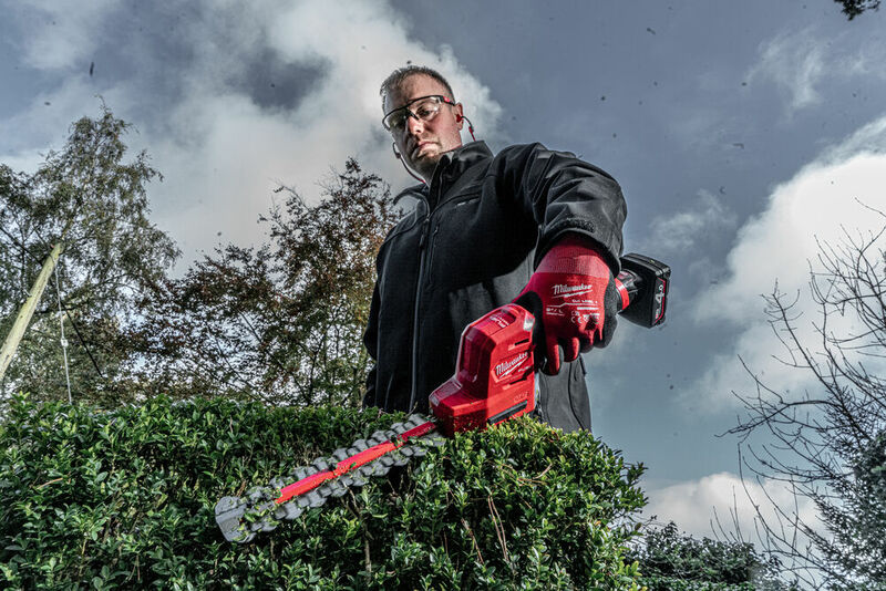 MILWAUKEE M12™ FUEL™ Kompaktný plotostrih 20 cm M12FHT20-0