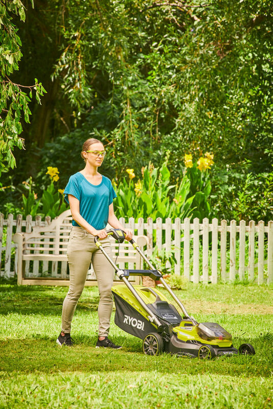 RYOBI 18V ONE+™ Akumulátorová záhradná kosačka 40 cm RY18LMX40A-0