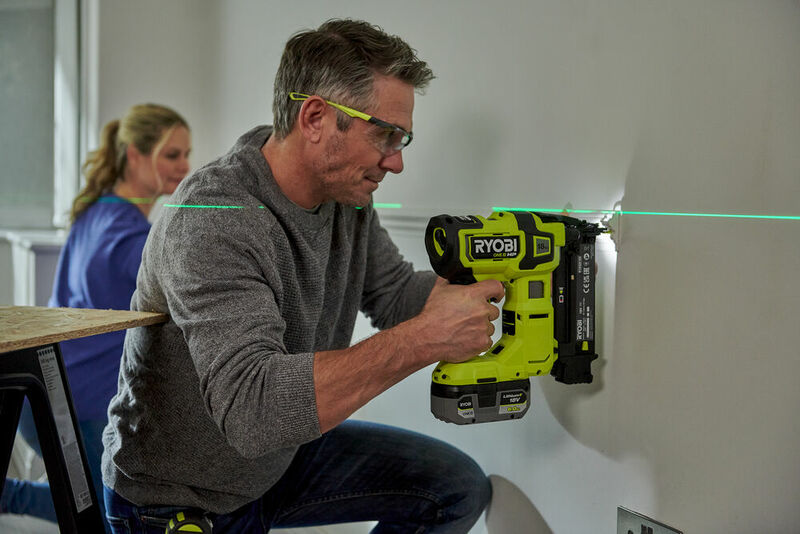 RYOBI Set krížový laser 360° s teleskopickým držiakom - zelený RB360GLL-K