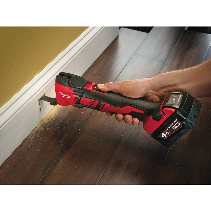 MILWAUKEE M18™ Multifunkčné náradie M18BMT-421C