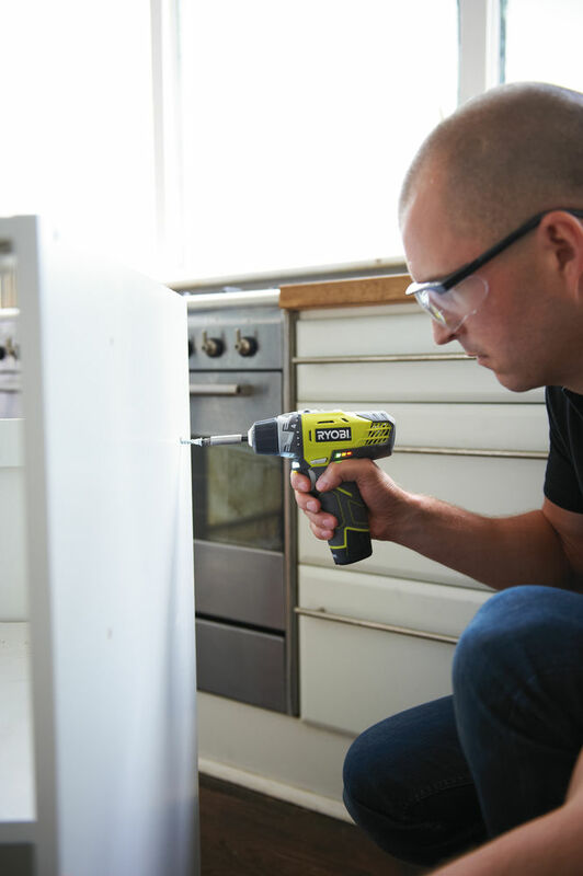 RYOBI 12V ONE+™ Aku vŕtačka a skrutkovač R12DD-220S