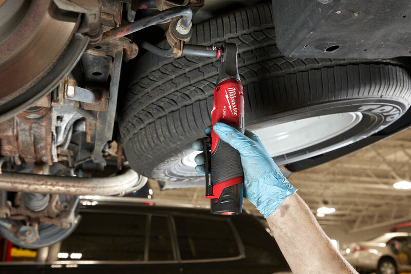 MILWAUKEE M12 FUEL™ 1/4” Aku račna - vysokootáčková M12FHIR14-0