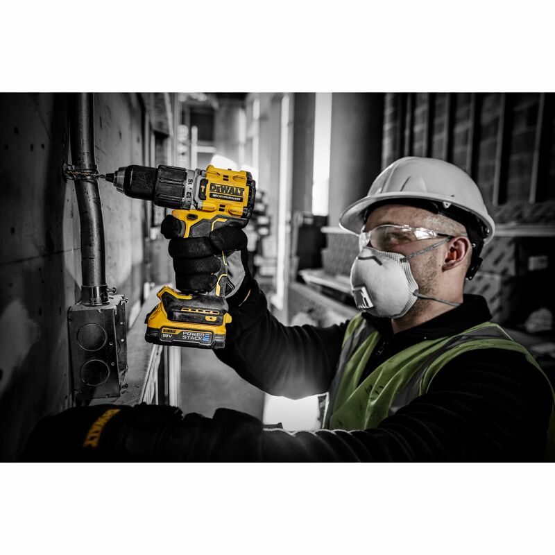 DEWALT 18V XR Aku vŕtačka s príklepom, 2x 1,7 Ah POWERSTACK™ DCD805E2T-QW