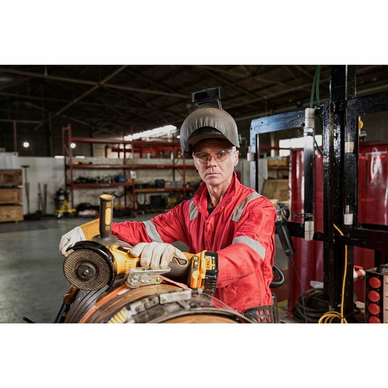DEWALT 18V XR 125 mm aku uhlová brúska s posuvným spínačom, 2x 5,0 Ah DCG405P2-QW