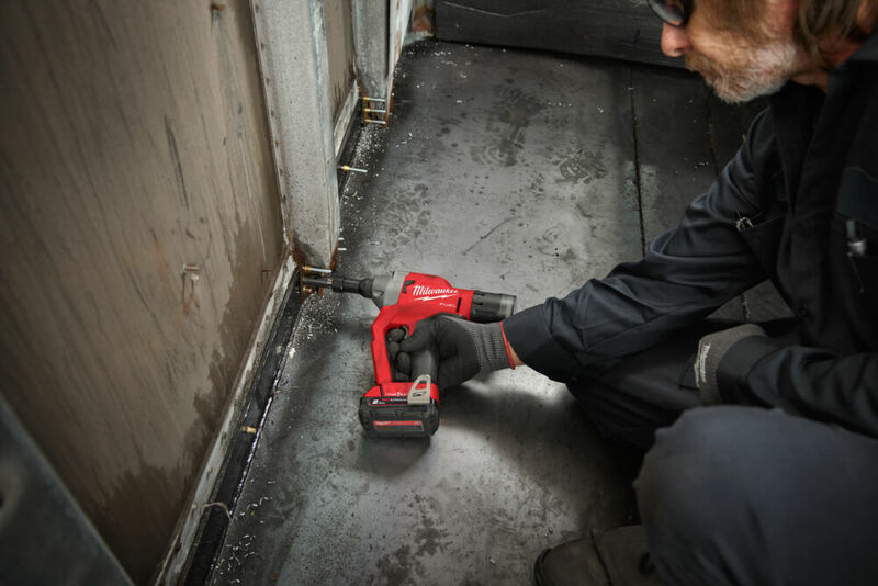 MILWAUKEE M18™ ONE-KEY™ Aku nitovačky na LockBolt® M18ONEFLT-502X