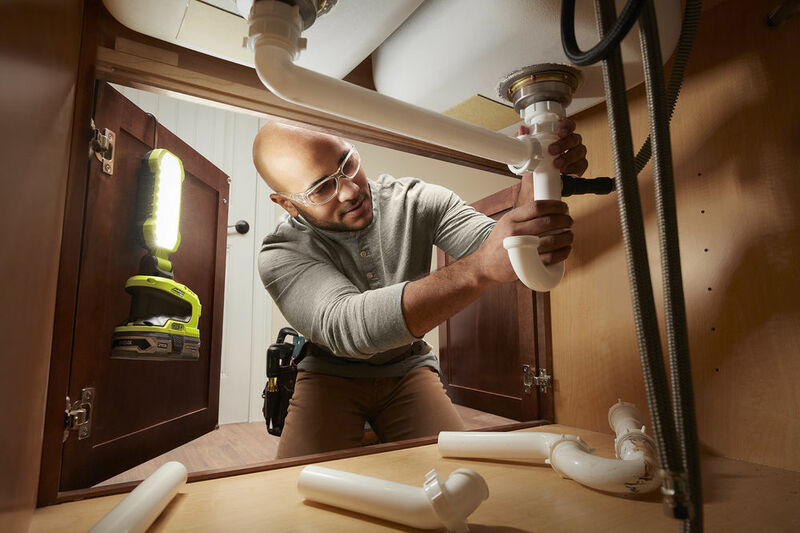 RYOBI 18V ONE+™ Pracovné svetlo R18ALP-0