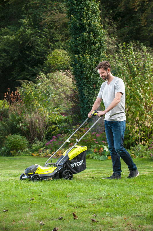 RYOBI 18V ONE+™ Akumulátorová záhradná kosačka 33 cm RLM18X33B40