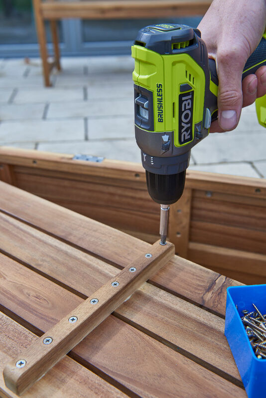 RYOBI 18V ONE+™ Aku vŕtačka bez príklepu R18DD5-0