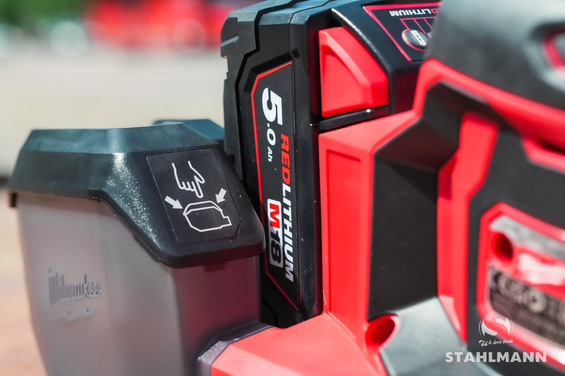 MILWAUKEE M18™ Aku excentrická brúska 125 mm M18BOS125-502B