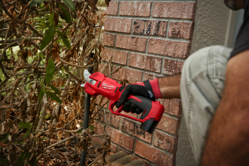 MILWAUKEE M12™ Aku záhradné nožnice M12BLPRS-0