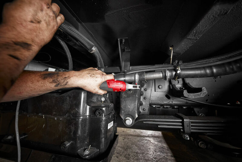 MILWAUKEE M12 FUEL™ 1/4” Aku račna - vysokootáčková M12FHIR14-0