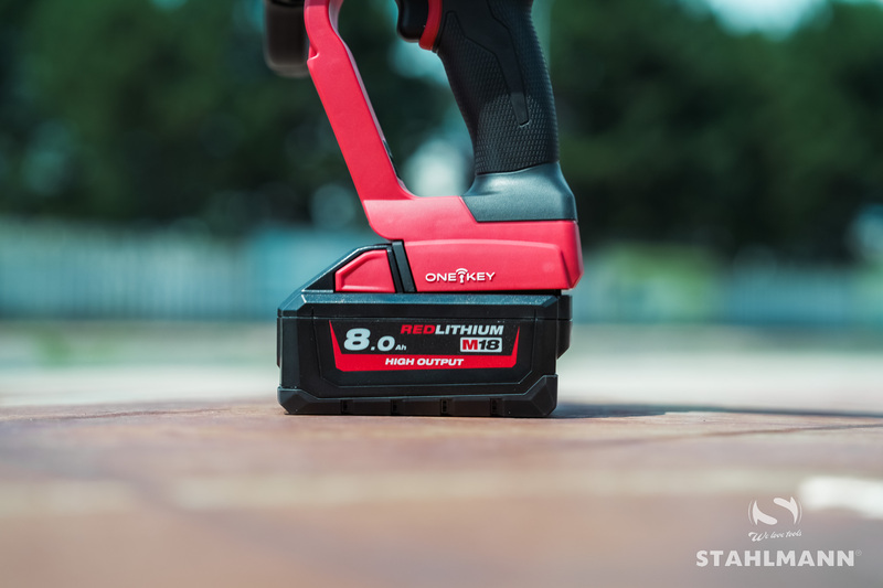 MILWAUKEE M18 FUEL™ ONE-KEY™ 1” Aku rázový uťahovák s poistným krúžkom M18ONEFHIWF1-802X