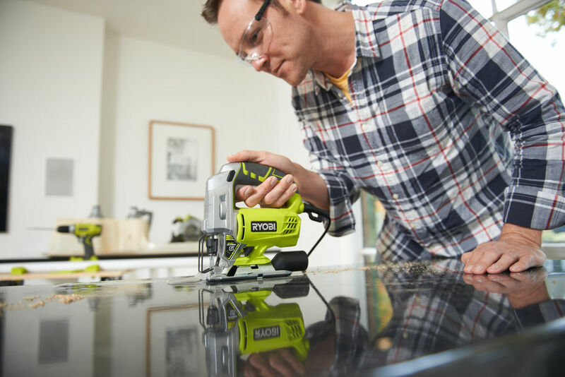 RYOBI 500 W Priamočiara píla RJS750-G
