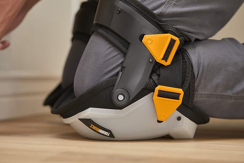 TOUGHBUILT Pracovné chrániče kolien s opornou stabilizáciou stehna GelFit™ Grip TB-KP-G3R