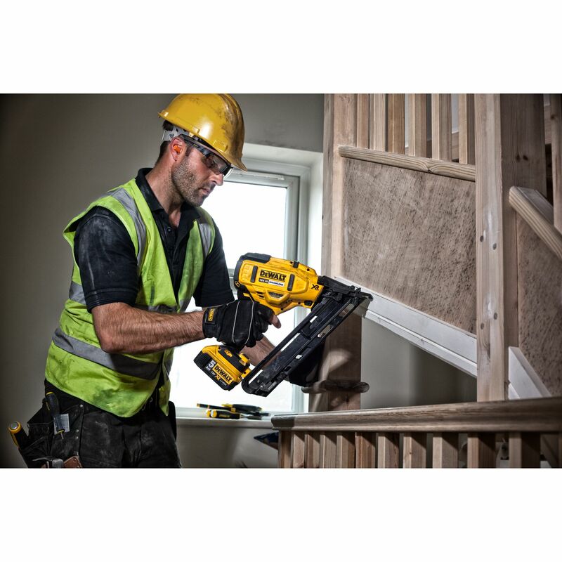 DEWALT 18V XR Aku dokončovacia klincovačka 25-50 mm, bez aku DCN650N-XJ