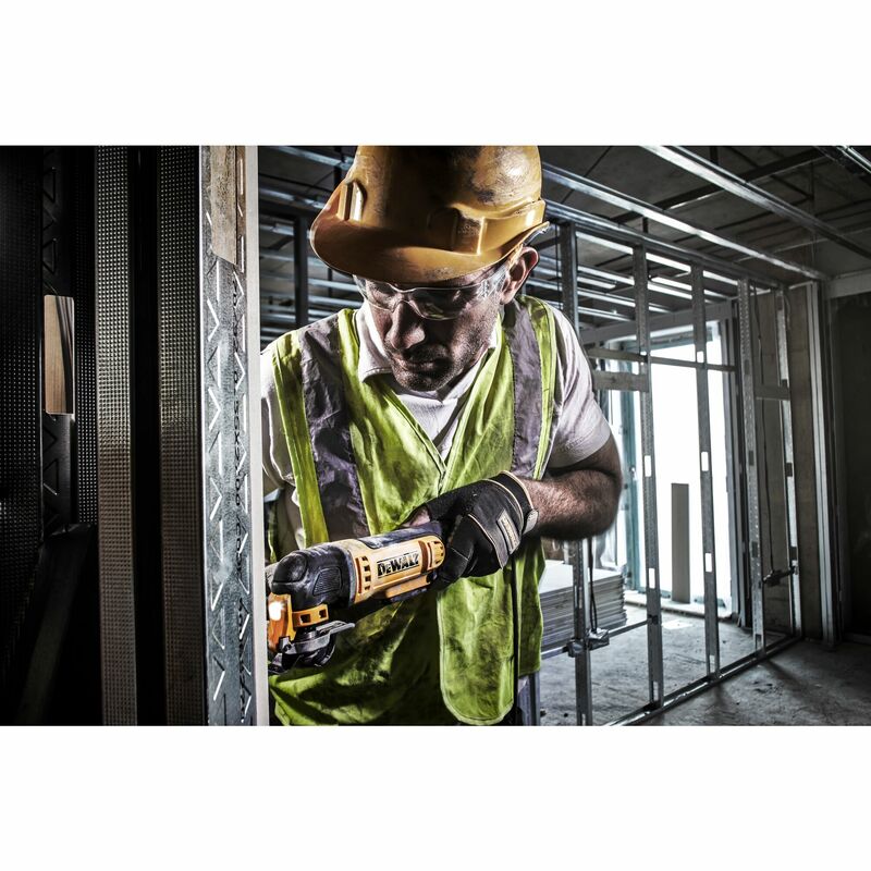 DEWALT Elektrická oscilačná brúska + sada príslušenstva, 300 W DWE315-QS