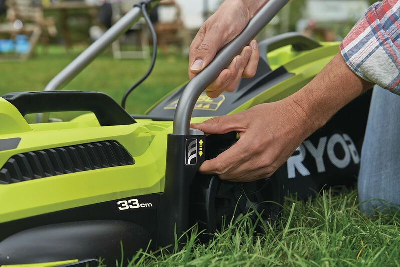 RYOBI 1500 W Záhradná kosačka 36 cm RLM15E36H