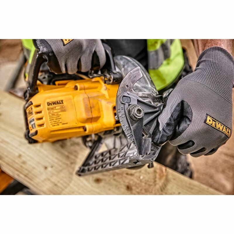 DEWALT 54V XR FLEXVOLT™ Aku kotúčová píla 190 mm, bez aku DCS577N-XJ