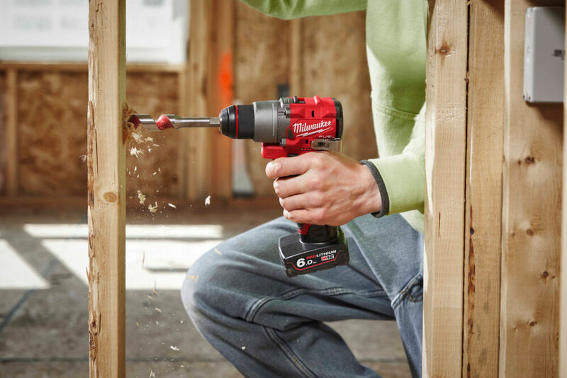 MILWAUKEE M12 FUEL™ Aku vŕtačka bez príklepu - kompaktná M12FDD2-602X