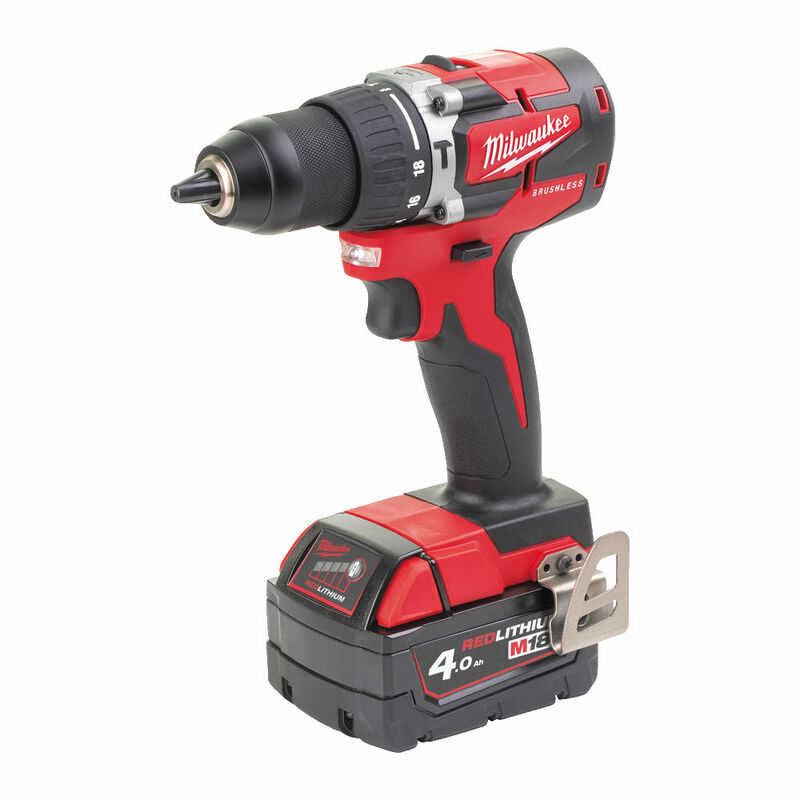 MILWAUKEE M18™ Aku vŕtačka s príklepom M18CBLPD-422C