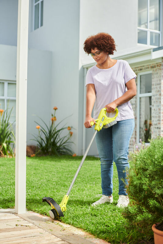 RYOBI 18V ONE+™ Strunová kosačka 23 cm RY18LT23A-0