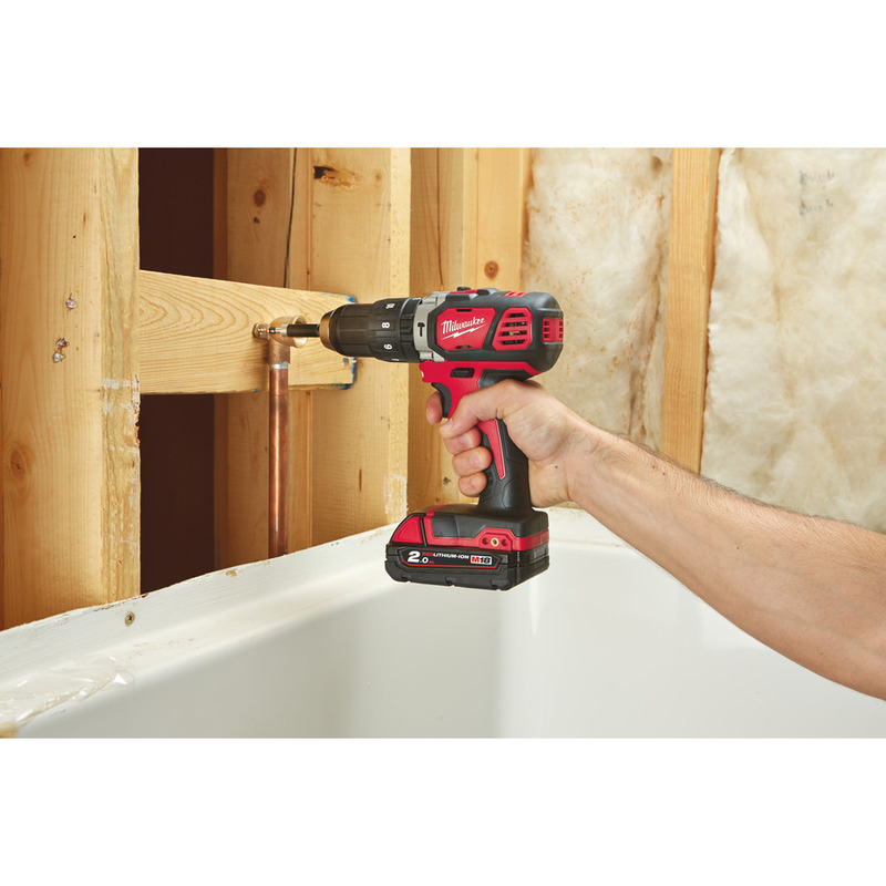 MILWAUKEE M18™ Aku vŕtačka s príklepom M18BPD-202C
