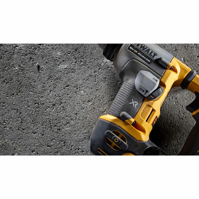DEWALT 18V XR SDS-Plus 1,4 J aku vŕtacie kladivo, 2x 1,7 Ah POWERSTACK™ DCH172E2T-QW