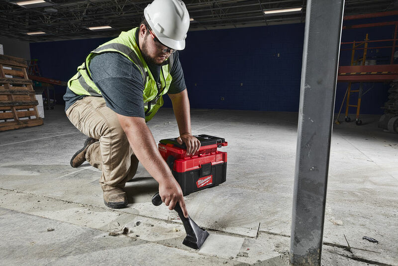 MILWAUKEE M18 FUEL™ PACKOUT™ Vysávač na mokré / suché vysavanie M18FPOVCL-0