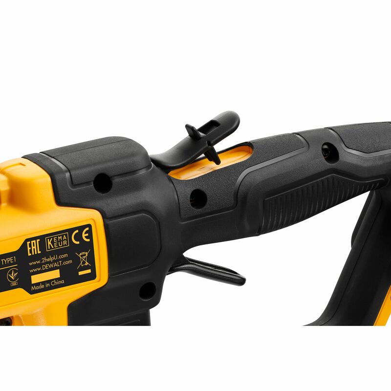 DEWALT 18V XR Aku plotostrih 55 cm s dlhou rukoväťou, bez aku DCMPH566N-XJ