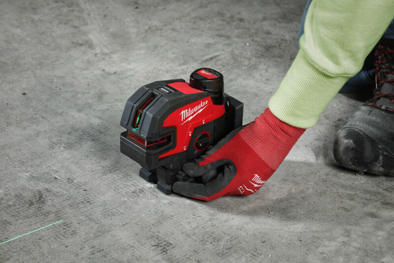 MILWAUKEE M12™ Kombinovaný krížový/4-bodový laser - zelený M12CLL4P-301C