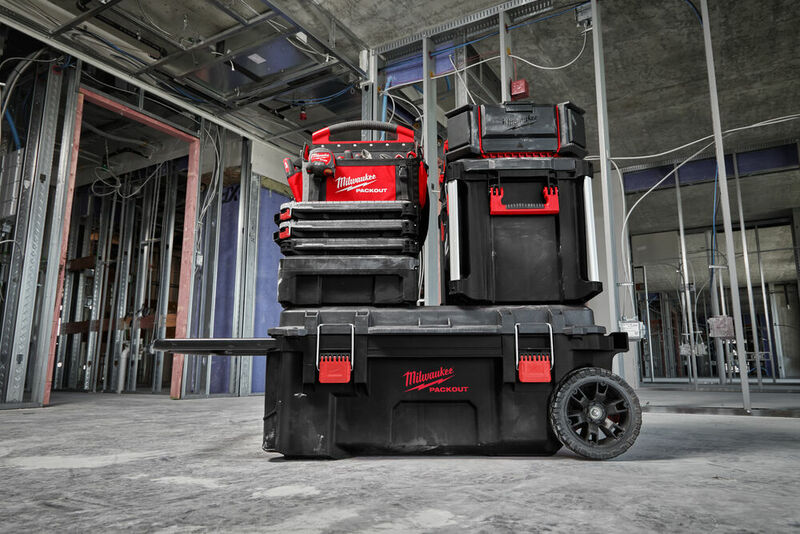MILWAUKEE PACKOUT™ Pojazdný box na náradie XXL
