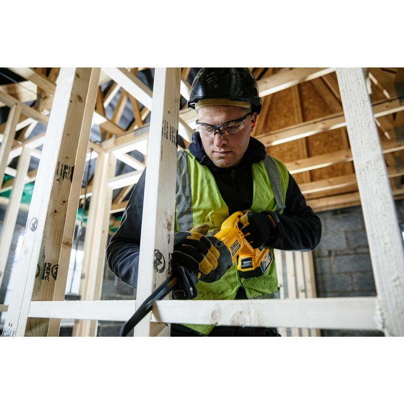 DEWALT 18V XR Aku chvostová píla, bez aku DCS380N-XJ