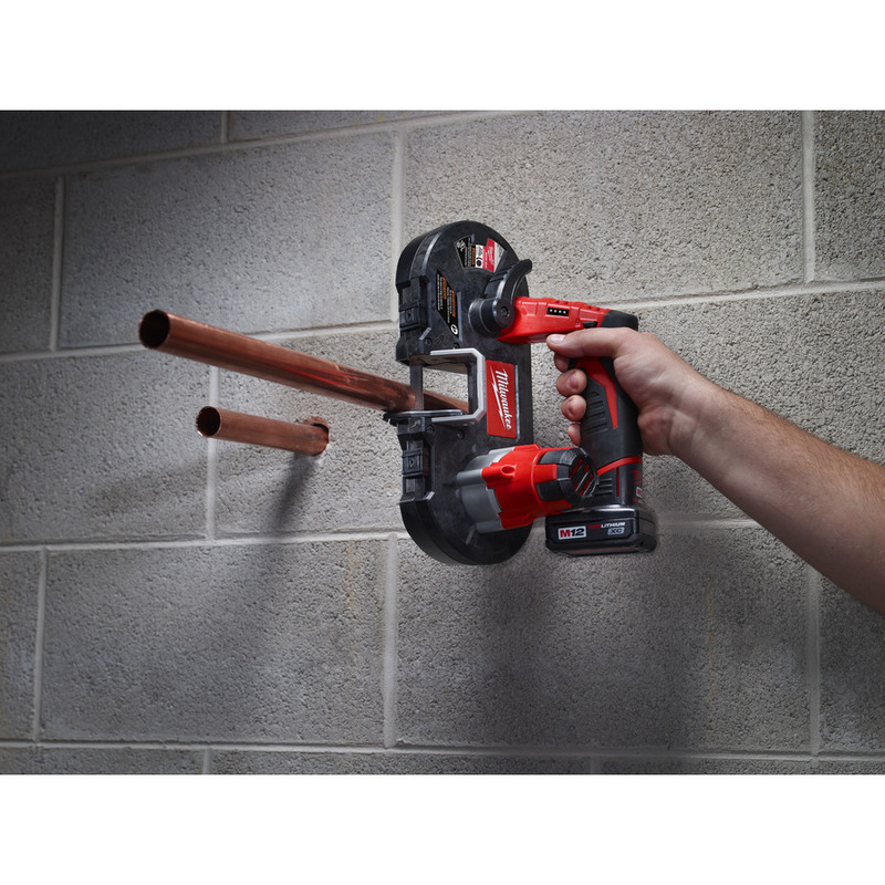 MILWAUKEE M12™ Pásová píla - kompaktná M12BS-0