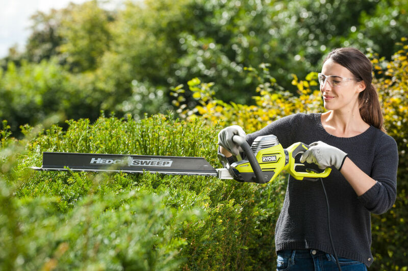 RYOBI 800 W Plotostrih 65 cm RHT8165RL