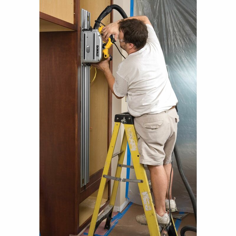 DEWALT Elektrická ponorná píla + vodiaca lišta 150 cm, 1 300W DWS520KTR-QS