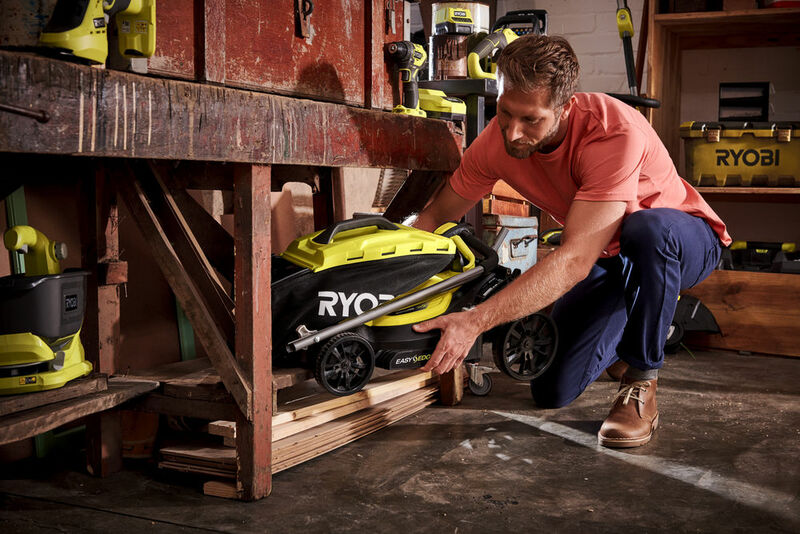 RYOBI 18V ONE+™ Akumulátorová záhradná kosačka 33 cm OLM1833B