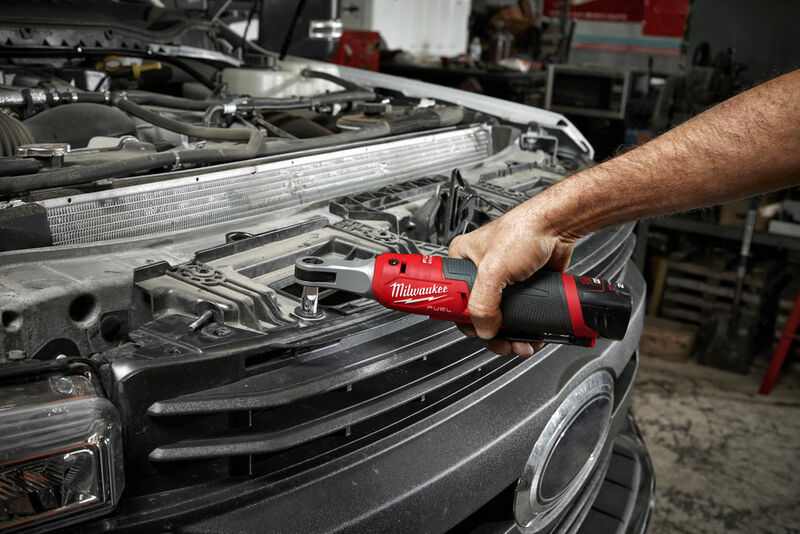 MILWAUKEE M12 FUEL™ 1/4” Aku račna - vysokootáčková M12FHIR14-0