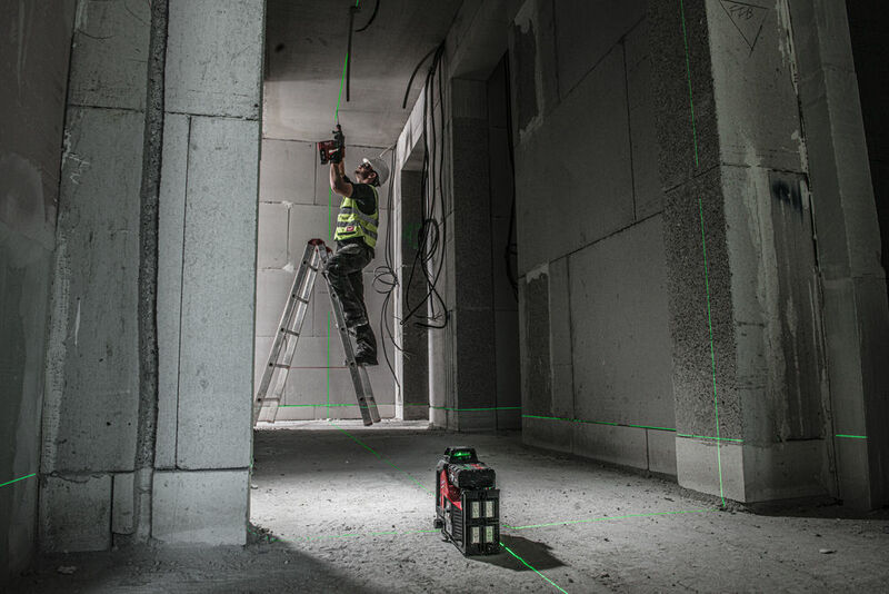 MILWAUKEE M12™ Krížový laser s 3 rovinami s rozsahom 360° - zelený M123PL-401C