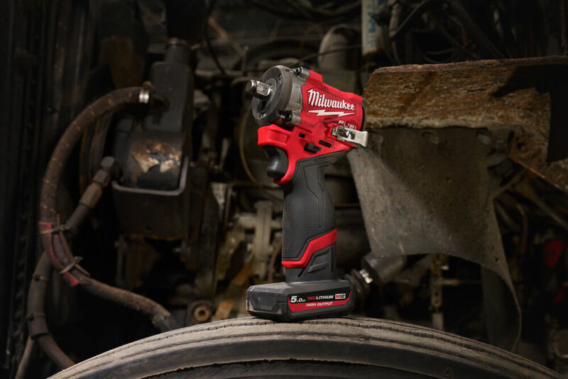 MILWAUKEE M12 FUEL™ 1/2” Aku rázový uťahovák - kompaktný M12FCIWF12G3-502X