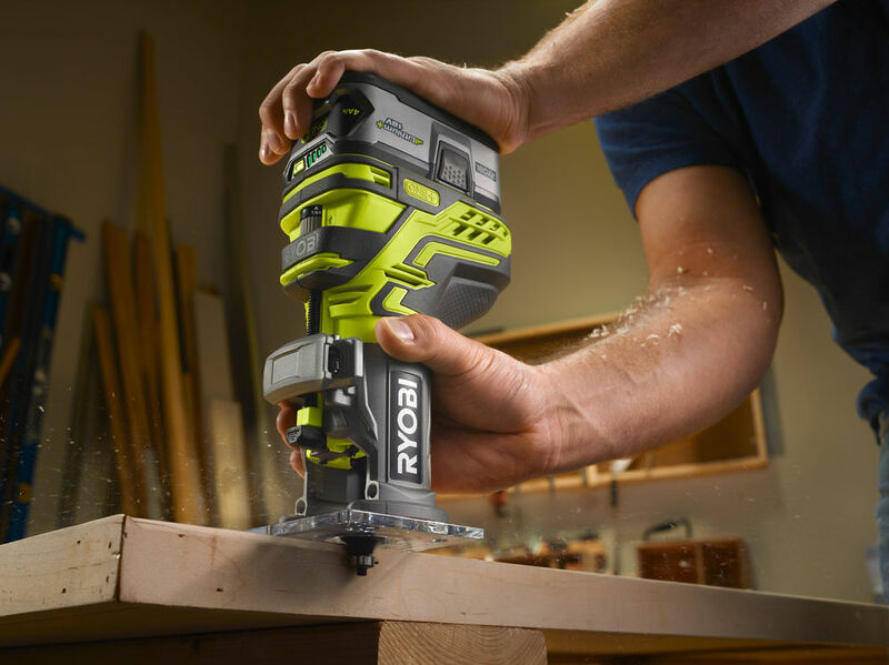 RYOBI 18V ONE+™ 6 mm horná frézka R18TR-0