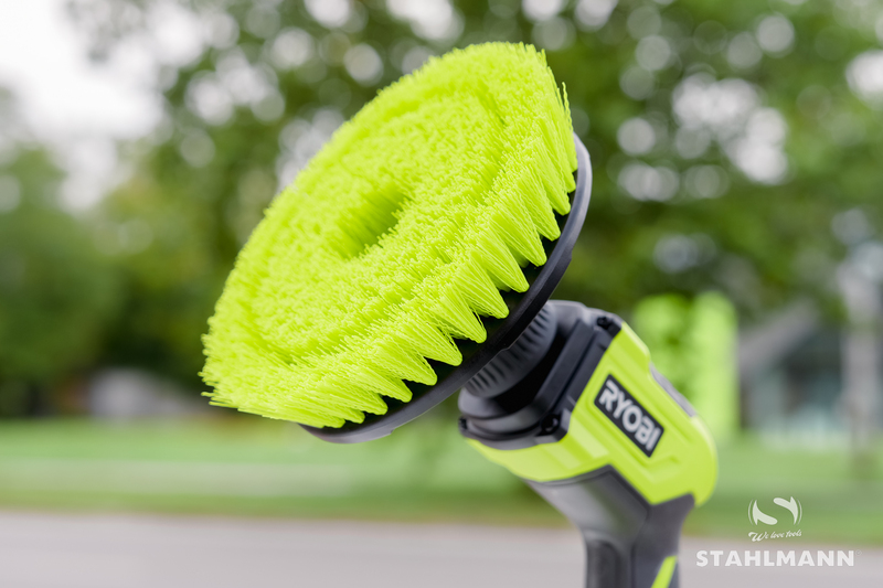 RYOBI 18V ONE+™ Aku kompaktný kartáč R18CPS-0