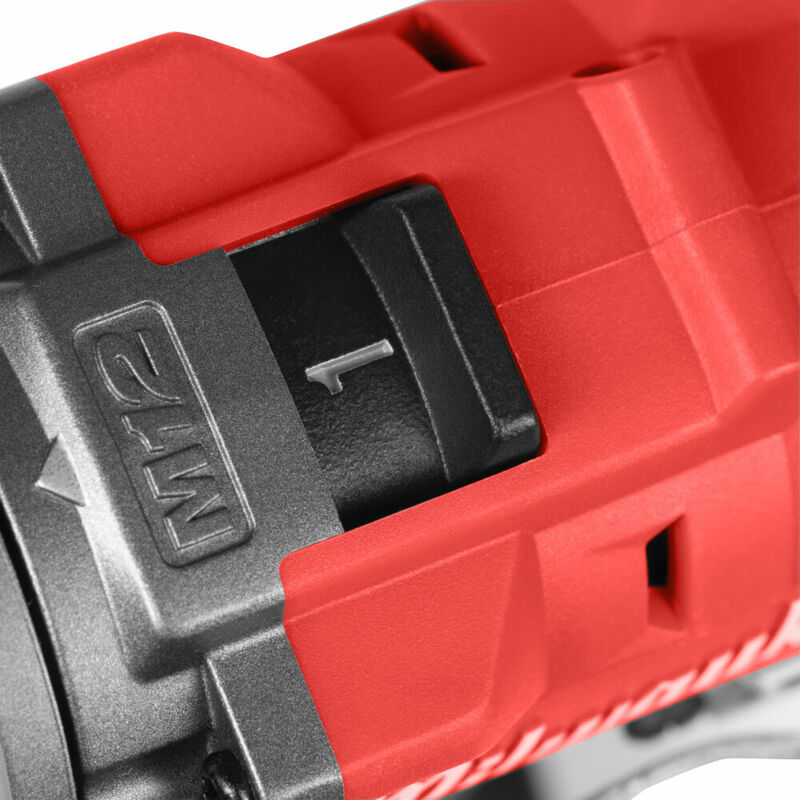 MILWAUKEE M12 FUEL™ Aku vŕtačka s príklepom - kompaktná M12FPD2-202X