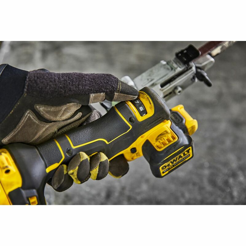 DEWALT 18V XR Aku pilníková brúska, bez aku DCM200NT-XJ
