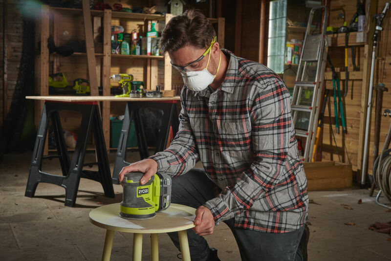 RYOBI 18V ONE+™ Aku excentrická brúska RROS18-0