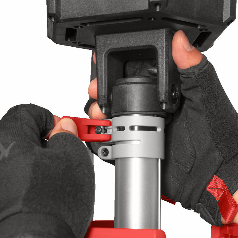 MILWAUKEE M18™ Stojanové svietidlo M18SAL2-0
