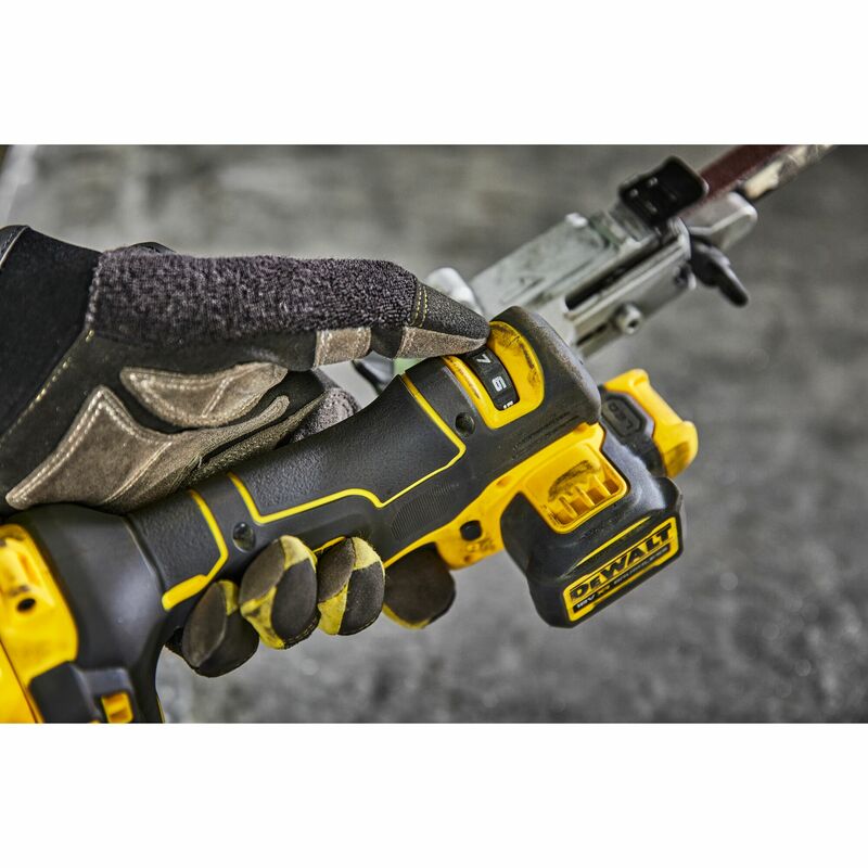 DEWALT 18V XR Aku pilníková brúska, bez aku DCM200N-XJ
