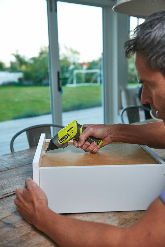 RYOBI 4V ONE+™ Aku skrutkovač ERGO-A2