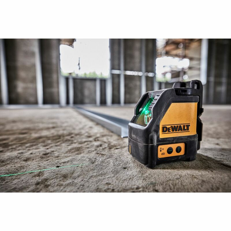 DEWALT Alkalický Krížový samonivelačný laser - zelený, 3x 1,5V AA batérie DW088CG-XJ
