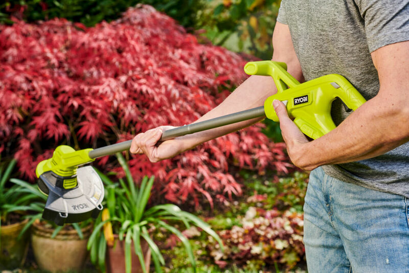 RYOBI 18V ONE+™ Strunová kosačka 23 cm RY18LT23A-220