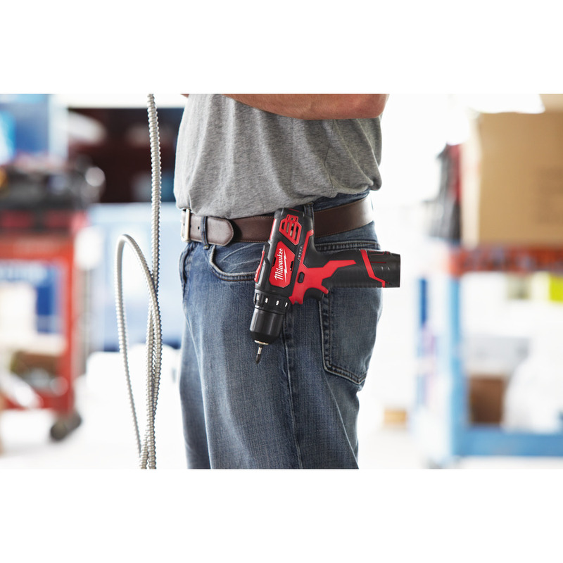 MILWAUKEE M12™ Aku vŕtačka bez príklepu - kompaktná M12BDD-402C
